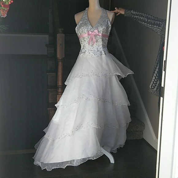 Size 4 Tiffany Halter Style Prom Dress - Picture 3 of 8